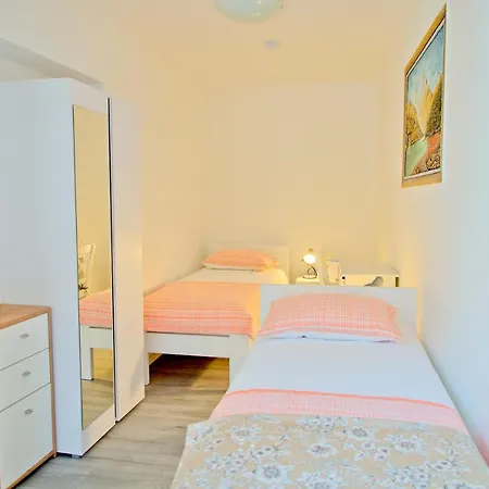 Vilonida Apartment *